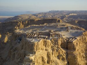 2048px-Israel-2013-Aerial_21-Masada